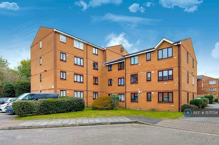 1 Bedroom Flat To Rent In Jack Clow Road, London, E15