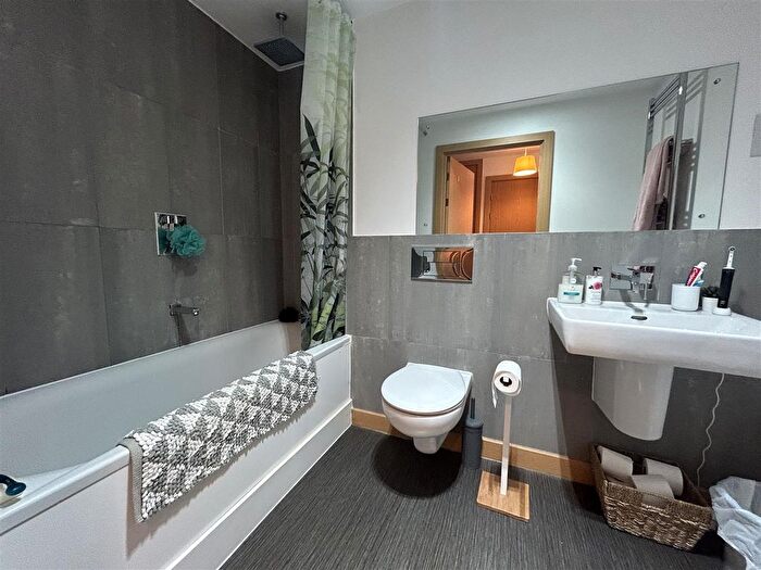 1 Bedroom Flat For Sale In Belon Drive, Whitstable, CT5