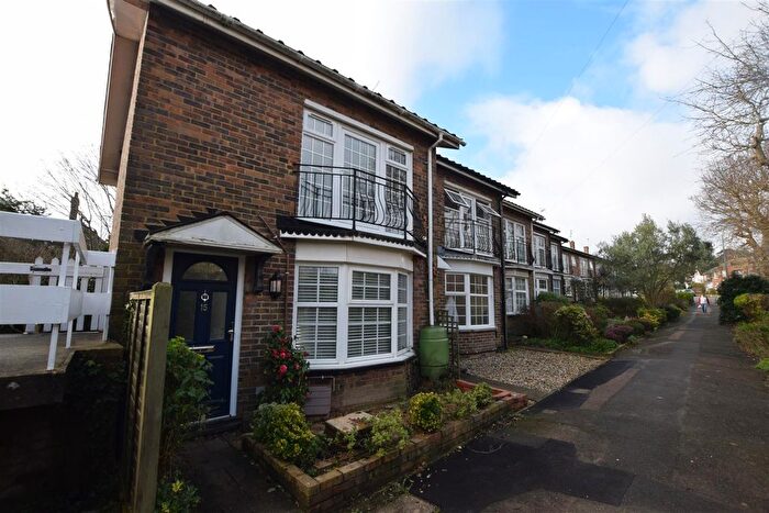 2 Bedroom End Of Terrace House To Rent In Chelsea Close, Bexhill-On-Sea, TN40