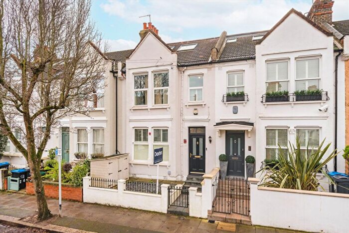 4 Bedroom Property For Sale In Havelock Road, Wimbledon, SW19