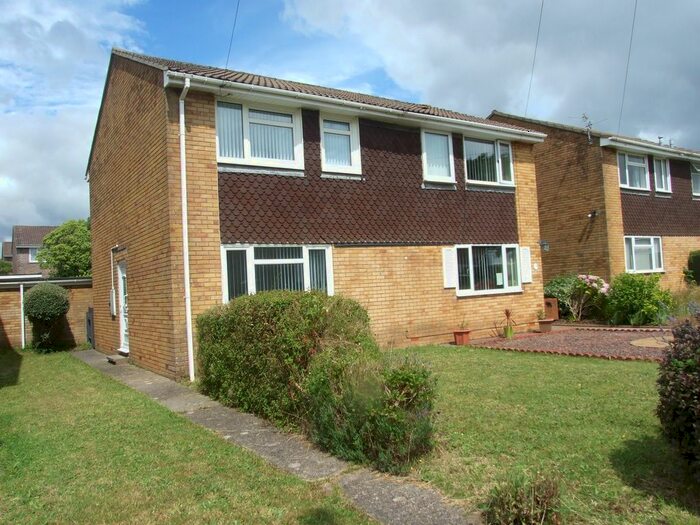 3 Bedroom Semi-Detached House To Rent In Elan Way, Caldicot, Mon., NP26