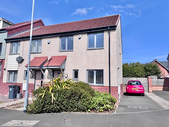 3 Bedroom End Of Terrace House For Sale In Water Lily Drive, Darlington, DL1