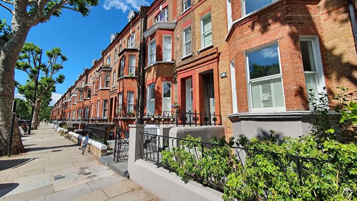 1 Bedroom Flat To Rent In Randolph Avenue, Maida Vale, W9