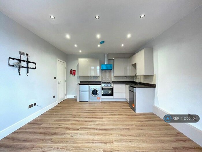 2 Bedroom Flat To Rent In Stanmore Road, Birmingham, B16