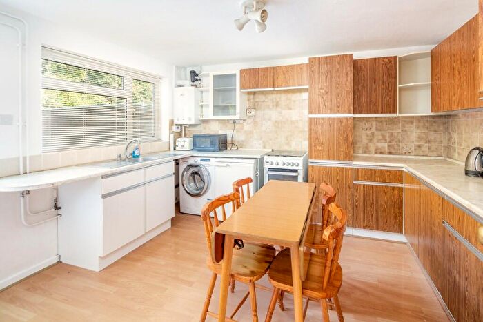 3 Bedroom End Of Terrace House For Sale In Graham Road, Bicester, Oxfordshire, OX26