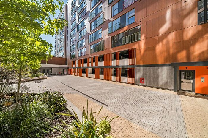 1 Bedroom Flat For Sale In Bracknell, Berkshire, RG12
