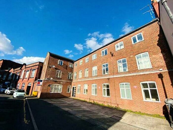 House To Rent In High Street, Stockport, SK1