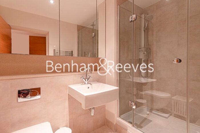 3 Bedroom Flat To Rent In The Boulevard, Fulham, SW6