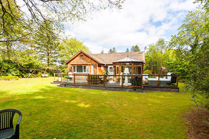 4 Bedroom Semi-Detached Bungalow For Sale In The Glebe, Moffat, DG10