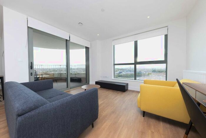 2 Bedroom Flat To Rent In Green Street, London, NW10