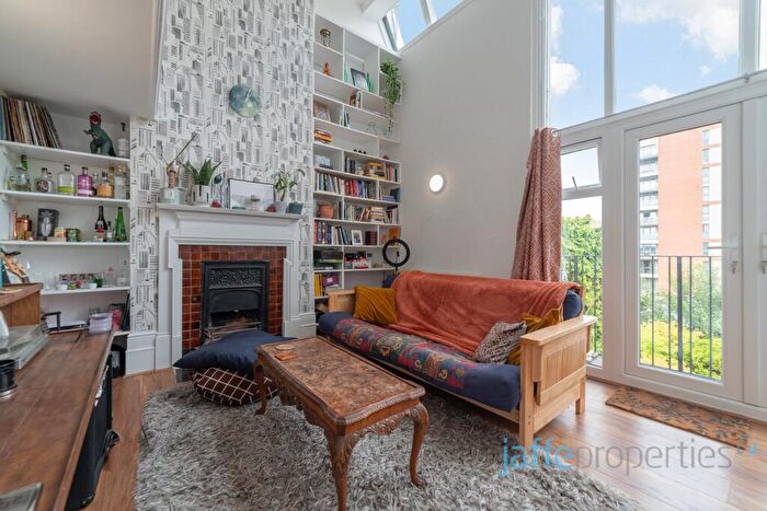 2 Bedroom Apartment To Rent In Sherriff Road, London, NW6