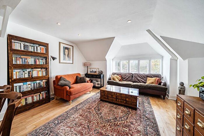 2 Bedroom Flat For Sale In Glenluce Road, London, SE3