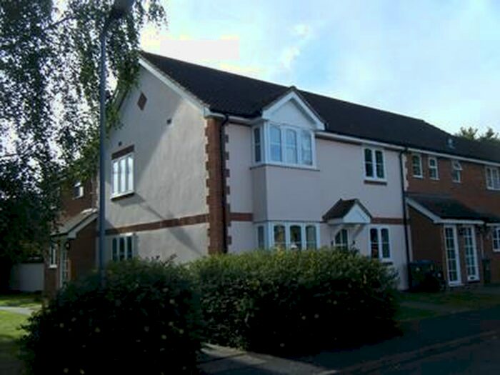 2 Bedroom Maisonette To Rent In Anxey Way, Haddenham, Aylesbury, HP17