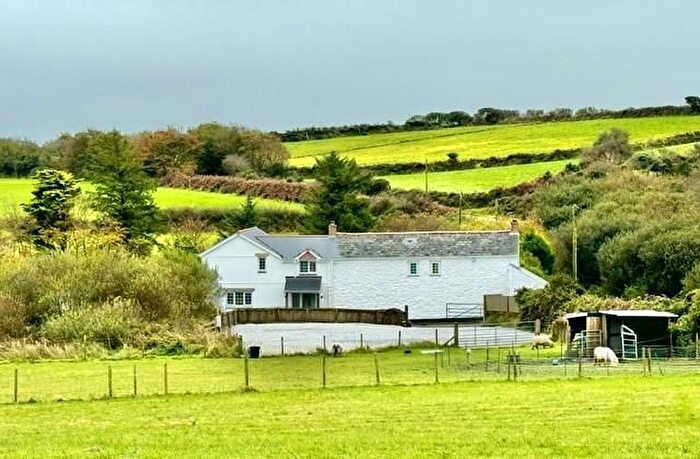 4 Bedroom Detached House For Sale In Penhalurick, Redruth, TR16