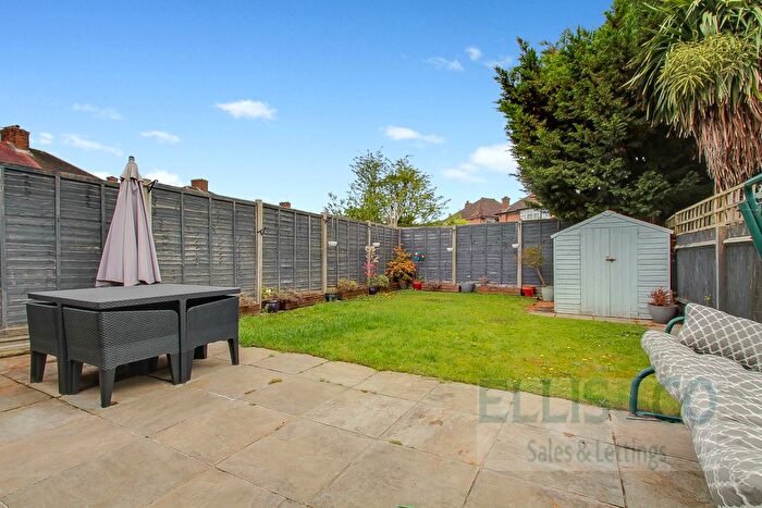 3 Bedroom Semi-Detached House To Rent In Oakwood Crescent, Greenford, UB6