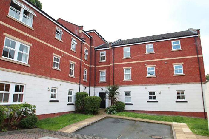 2 Bedroom Flat To Rent In Teale Court, Leeds, West Yorkshire, LS7