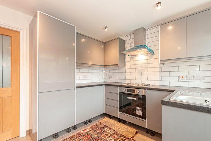 3 Bedroom Terraced House To Rent In Lobelia Road, Oxford, OX4