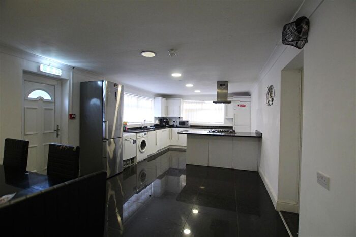 5 Bedroom Property To Rent In Ormesby Bank, Ormesby, Middlesbrough, TS7