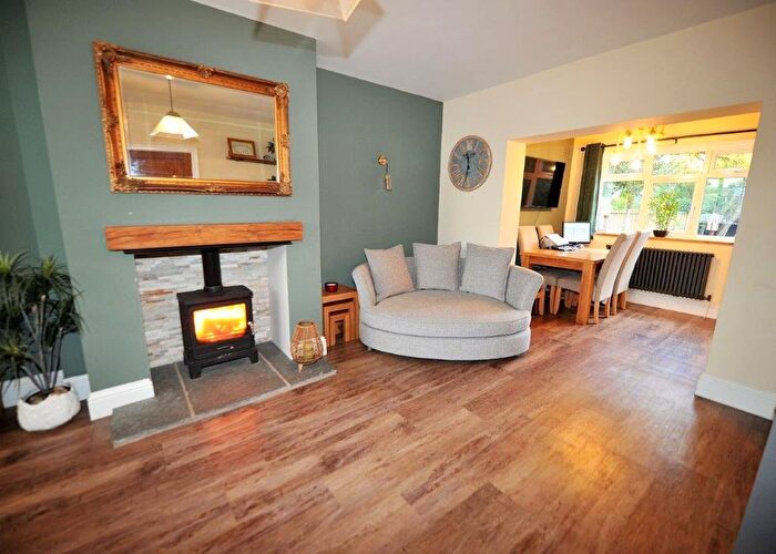 3 Bedroom Semi-Detached House For Sale In Rose Crescent, Irlam, M44