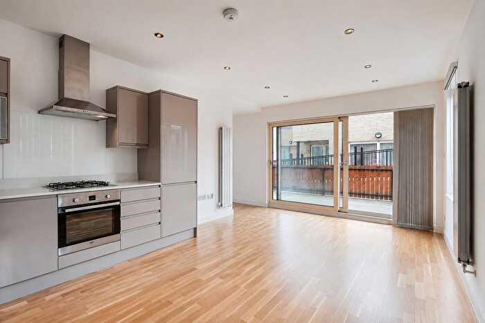 1 Bedroom Flat To Rent In Gallosson Road, London, SE18
