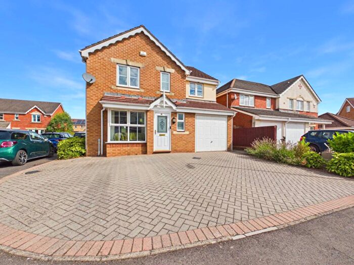 4 Bedroom Detached House For Sale In Milestone Close, Heath, Cardiff., CF14