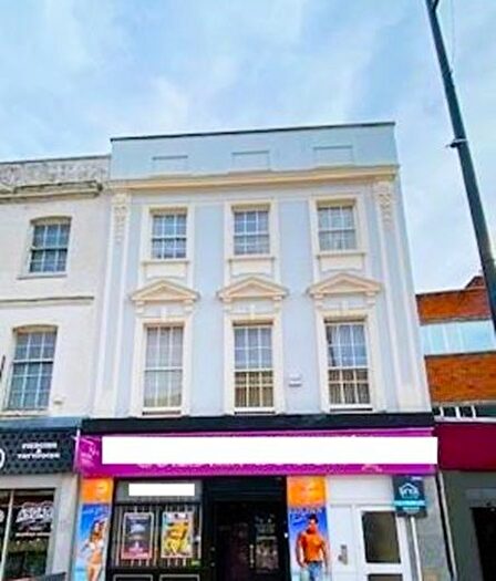 1 Bedroom Flat To Rent In High Street, Southampton, Hampshire, SO14
