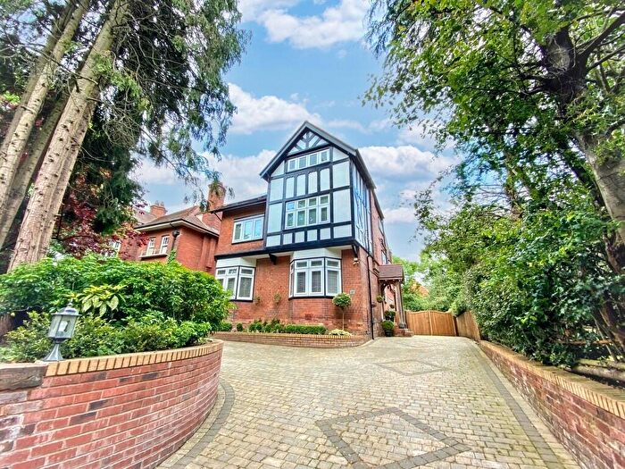 5 Bedroom Detached House For Sale In Lichfield Road, Stafford, ST17