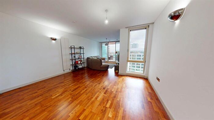 1 Bedroom Apartment To Rent In Leftbank, Spinningfields, Manchester, M3
