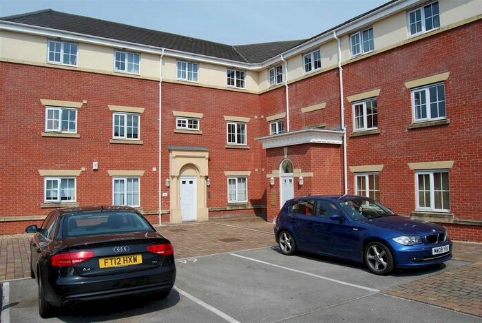 2 Bedroom Flat To Rent In Derby Court, Bury, BL9