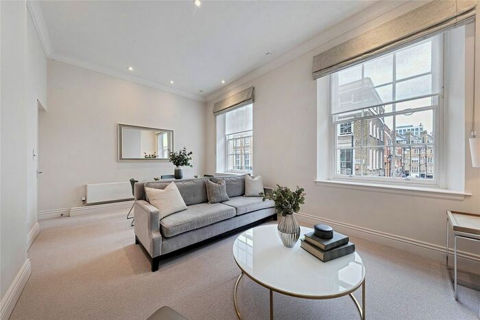 2 Bedroom Flat To Rent In Davies Street, London, W1K