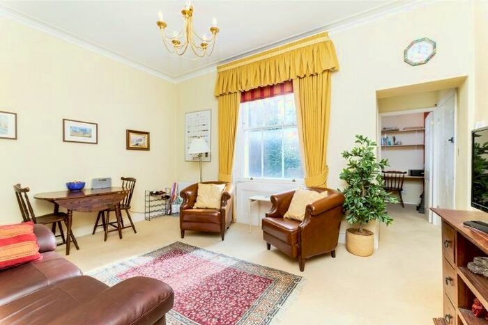 1 Bedroom Flat To Rent In Orsett Terrace, London W2