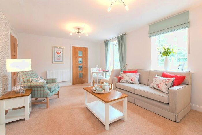 2 Bedroom Flat To Rent In Tumbling Weir Way, Ottery St. Mary, EX11