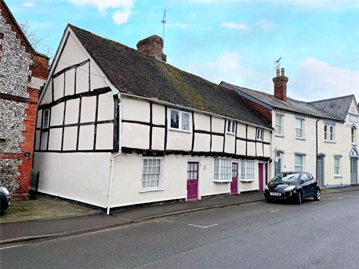 4 Bedroom Detached House For Sale In Middlebridge Street, Romsey, Hampshire, SO51