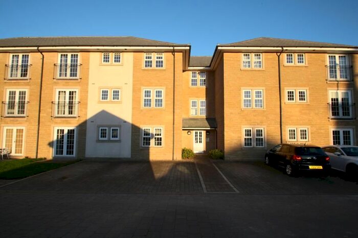 1 Bedroom Flat To Rent In Escroft Court, Menston, Ilkley LS29