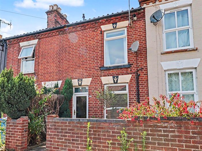 2 Bedroom Terraced House For Sale In Sprowston Road, Norwich, NR3