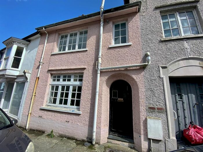 2 Bedroom Terraced House To Rent In Main Street, Goodwick, SA64