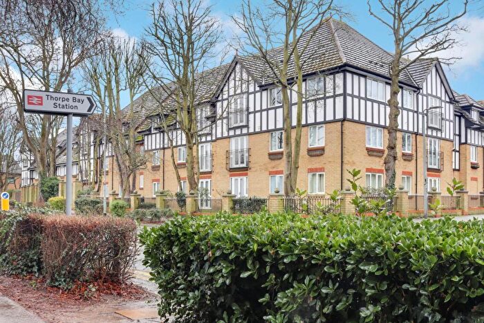 2 Bedroom Apartment For Sale In Barnstaple Road, Thorpe Bay, SS1