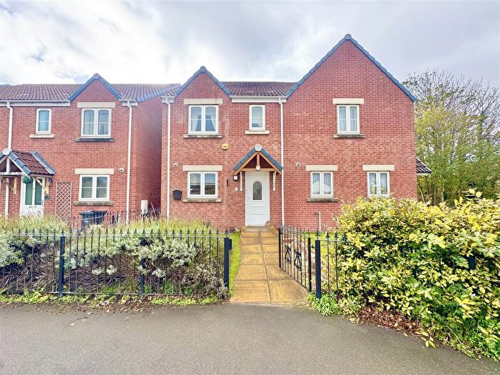 3 Bedroom Property For Sale In Little Court, Berrow, Burnham-On-Sea, TA8