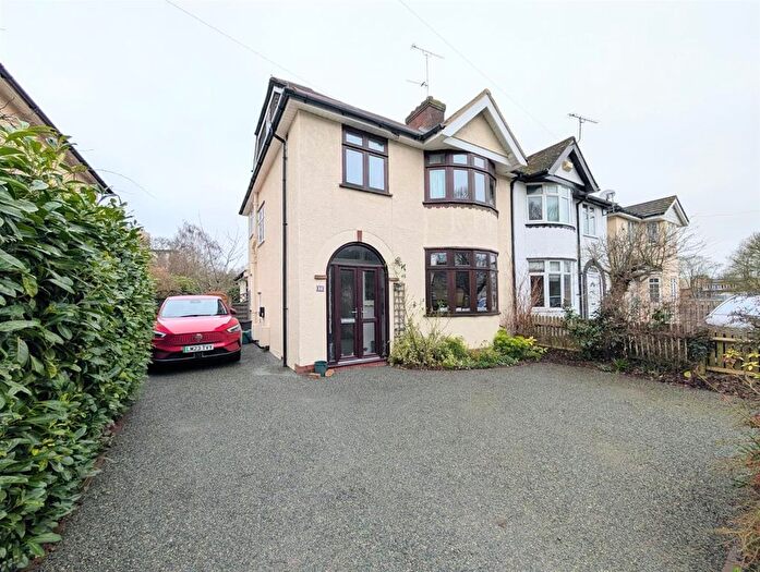 4 Bedroom Semi Detached House For Sale In Fairview Road, Stevenage, SG1