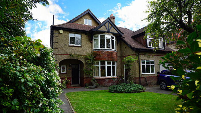 5 Bedroom Detached House For Sale In Anglesey Road, Alverstoke, Gosport, PO12