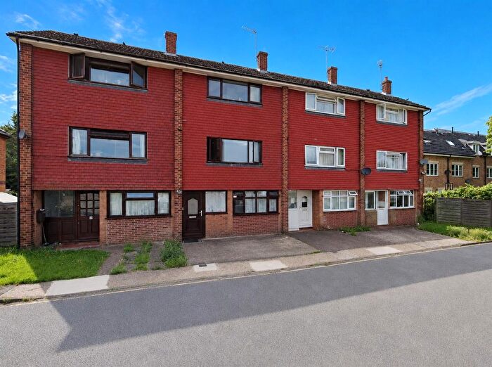 Studio To Rent In Bettles Close, Uxbridge, UB8
