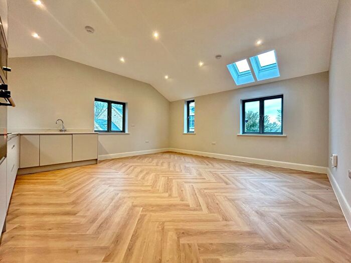 2 Bedroom Flat To Rent In Wood Lane, Headingley, Leeds, LS6