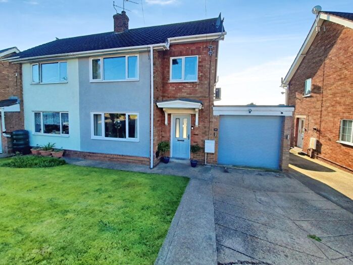 3 Bedroom Semi Detached House For Sale In Mayflower Close, Gainsborough, DN21