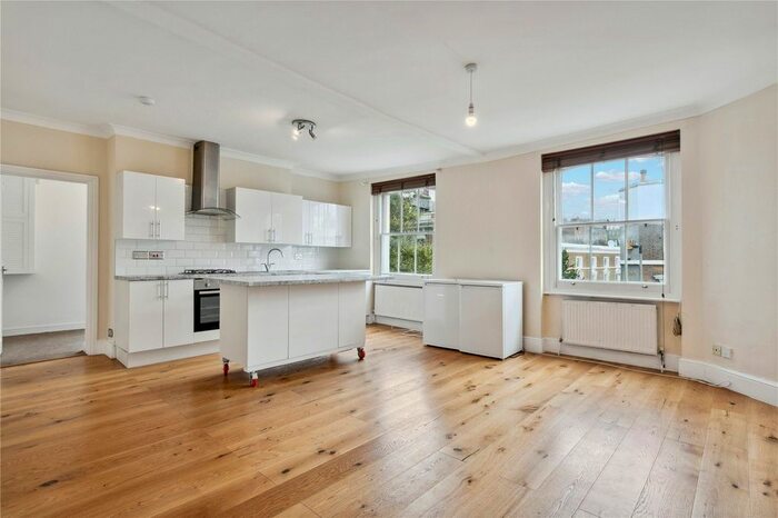 2 Bedroom Flat To Rent In Holland Road, London, W14