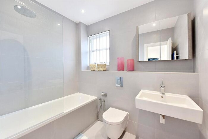 4 Bedroom Terraced House To Rent In Queen's Grove, St. John's Wood, London, NW8