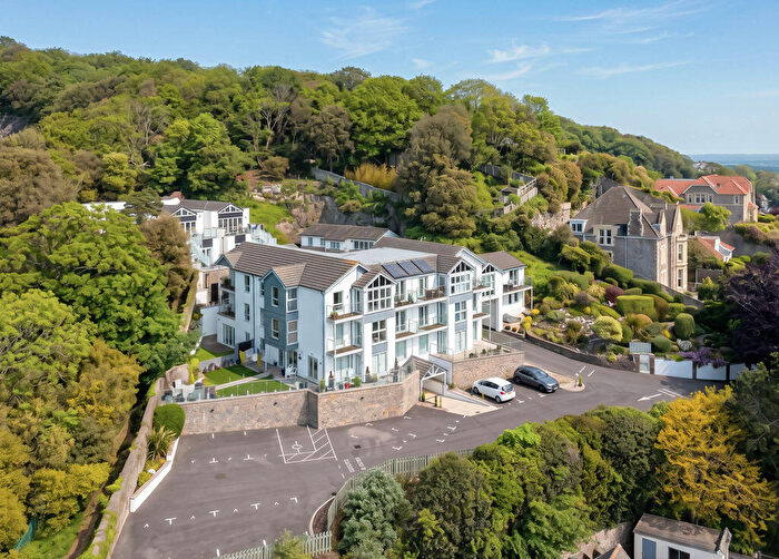 2 Bedroom Flat For Sale In The View, Weston Super Mare - Luxurious Apartment, BS23