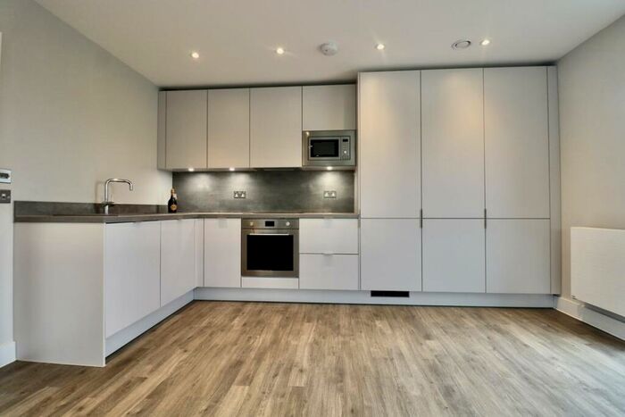 2 Bedroom House To Rent In Barley Close, Greenhithe, DA9