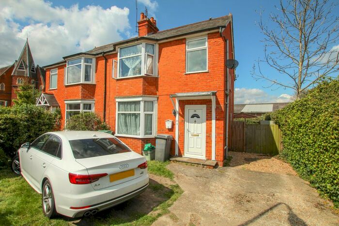 3 Bedroom Semi-Detached House To Rent In Pound Street, Newbury, RG14