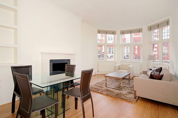 2 Bedroom Flat To Rent In Drayton Gardens, Chelsea, SW10