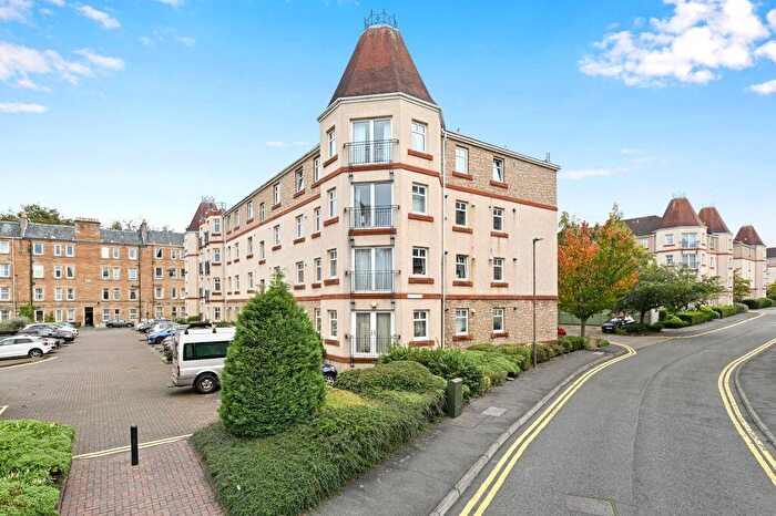 2 Bedroom Flat For Sale In / Sinclair Place, Gorgie, Edinburgh, EH11